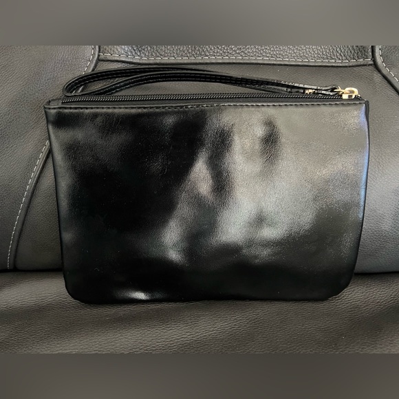 Victoria’s Secret Sequence Wristlet/Make-Up Bag - Picture 2 of 7